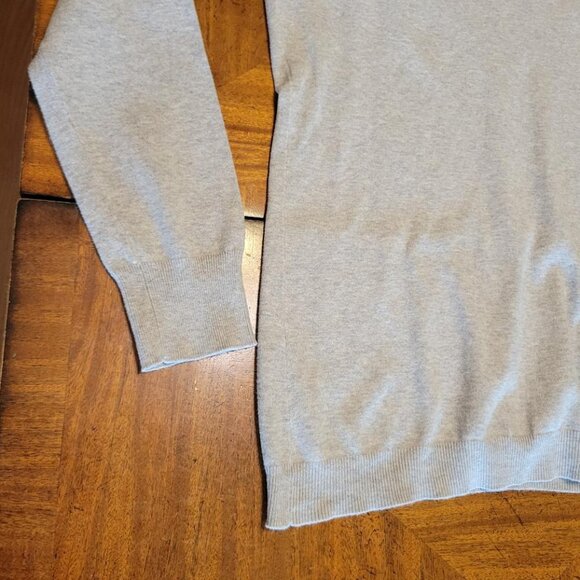 Banana Republic Gray Zip Up Sweater with Hot Pink Zipper in Back - Picture 7 of 11